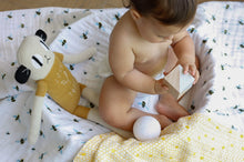 Load image into Gallery viewer, Bee Organic Snug Blanket