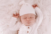 Load image into Gallery viewer, Knotted Baby Gown &amp; Hat Set - White (Newborn-3 months)
