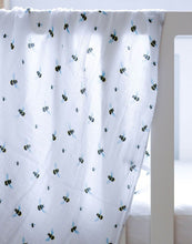 Load image into Gallery viewer, Bee Organic Swaddle
