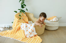 Load image into Gallery viewer, Carrot Organic Snug Blanket
